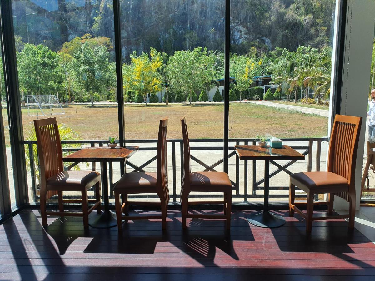 Phuphayot Resort Trang Exterior foto